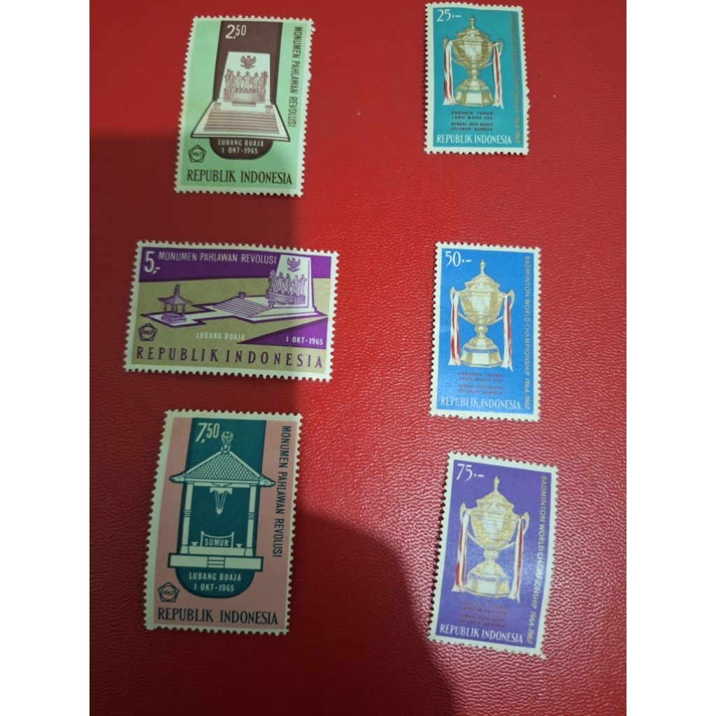 

perangko lama isi 5 pcs