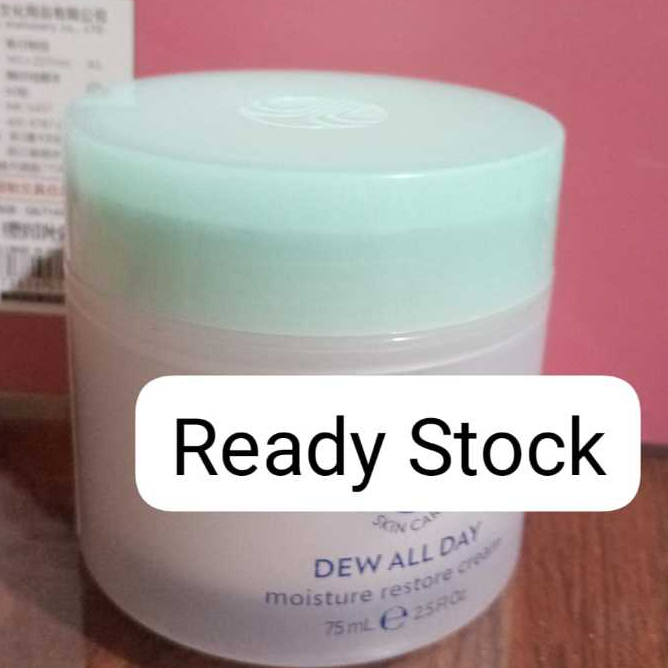 

DEW ALL DAY MOIST PELEMBAB HARIAN RESTORE 75 ML