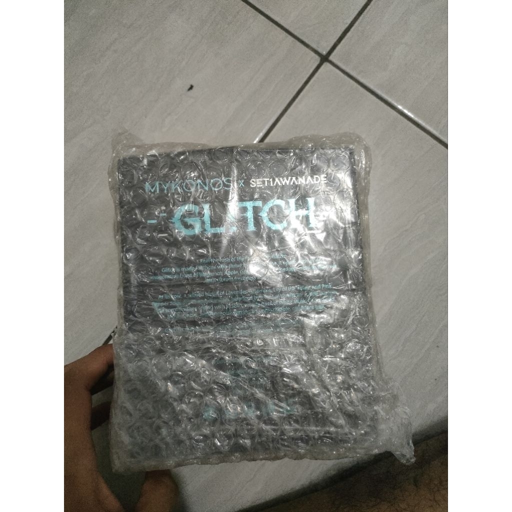 Mykonos Glitch BNIB