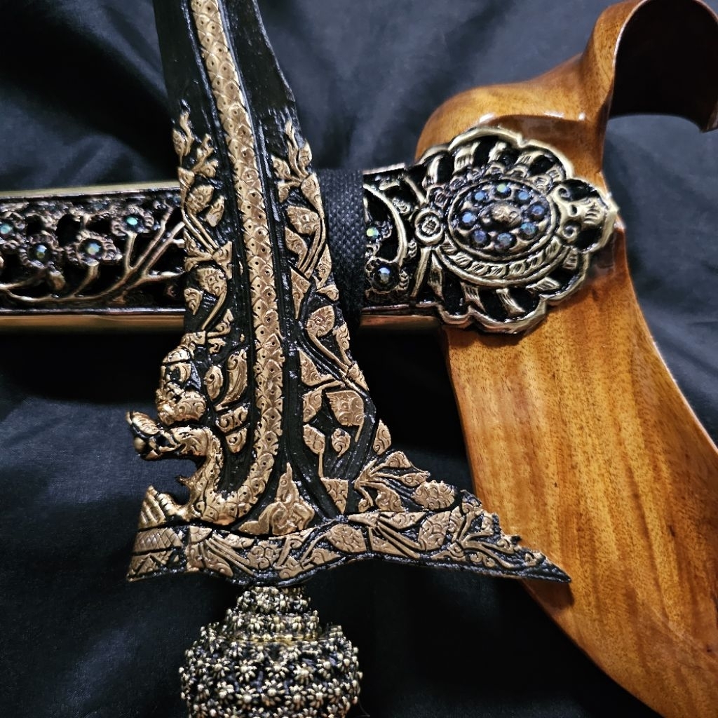 Keris Nogo Rojo Luk 5 Kinatah Sepuh Emas Pamor Kelengan