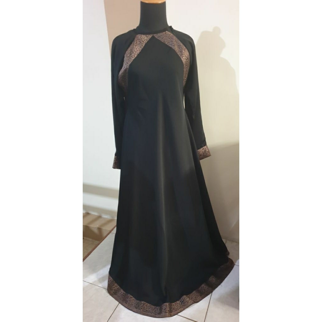 Preloved Gamis Hitam Motif Coklat Simpel Kode S005