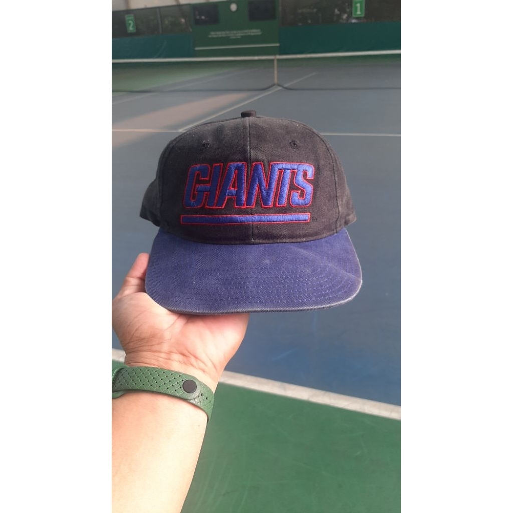 TOPI VINTAGE NEWYORK GIANTS
