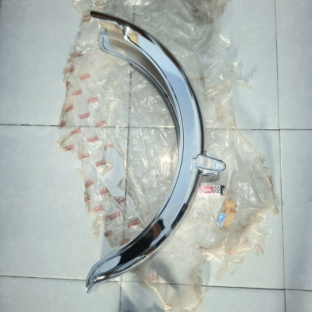 Spakbor belakang YAMAHA L2 SUPER L2SN NOS Original