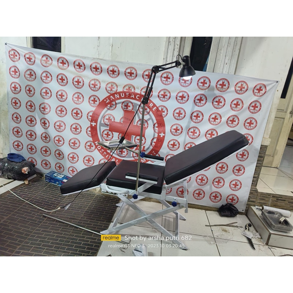 Kursi dental / Kursi chair besi / kursi gigi / dental chair portable