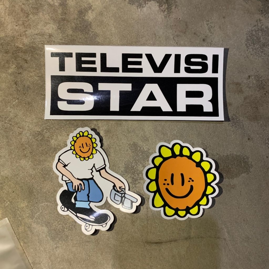 

STIKER STICKER PACK TELEVISI STAR TVS, STIKER HELM, STIKER TUMBLER, STIKER LAPTOP, STIKER AESTHETIC, STIKER ANTI AIR