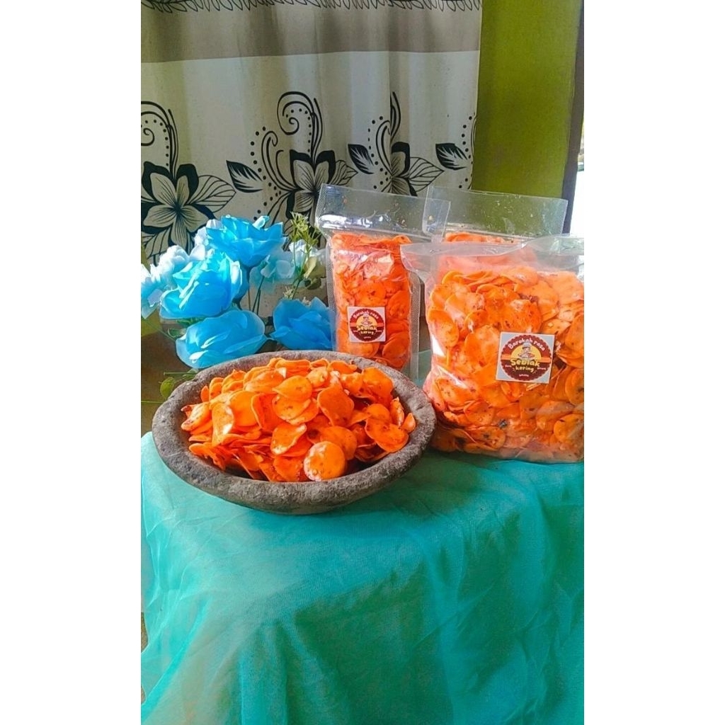 

SEBLAk KERING ( Sebring ) keeupuk kemplang merah Cemiln yang rasanya Gurih..Renyah..Kriuk kriuk..& Seuhaah pedas dengan varian rasa.ada aroma Rasa kacang..Rasa jeruk..Rasa Cikur
