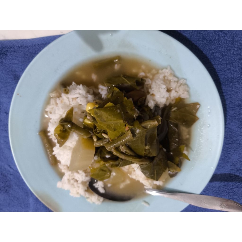 

nasi sayur asem komplit lauk paket porsi besar