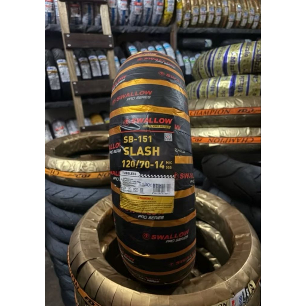 BAN SWALLOW SLASH 120/70-14 TUBLES/BAN SOFT COMPOND PCX150/BAN BELAKANG NEW VARIO160/BAN SWALLOW 120