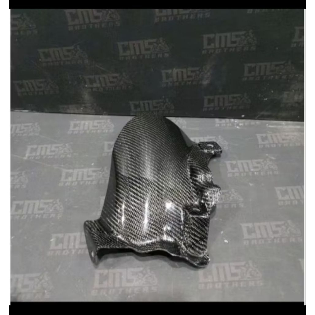 Huger / spakbor kolong Vario 160 New part ori karbon kevlar asli