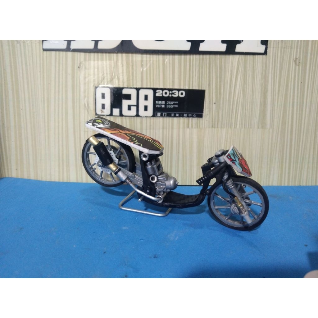 Mainan motor drag miniatur drag racing ceper handmade