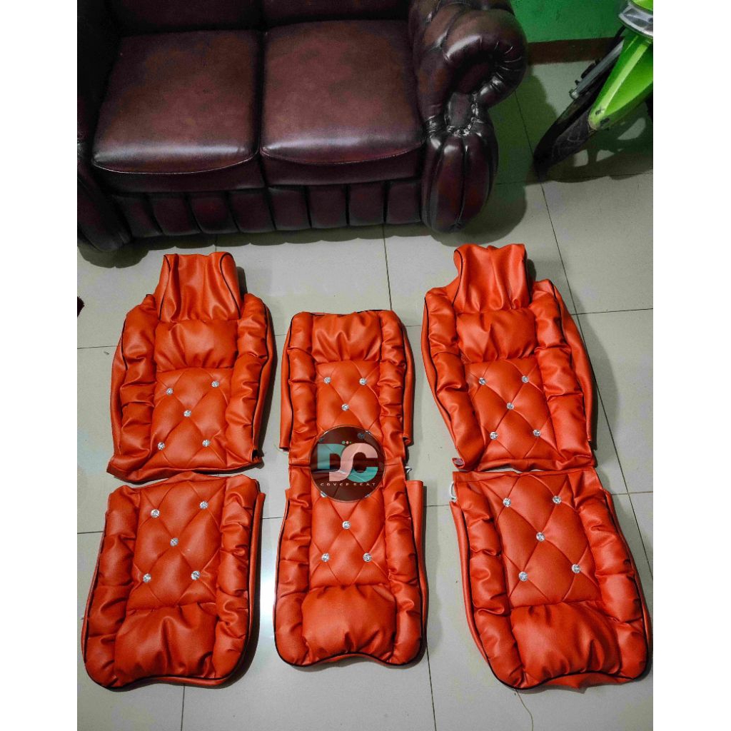 Sarung jok mobil variasi  Sofa kancing , Fuso , Umplung ,  lohan , Hino 500