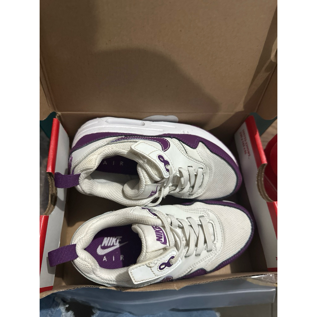 preloved sepatu NikeAir anak