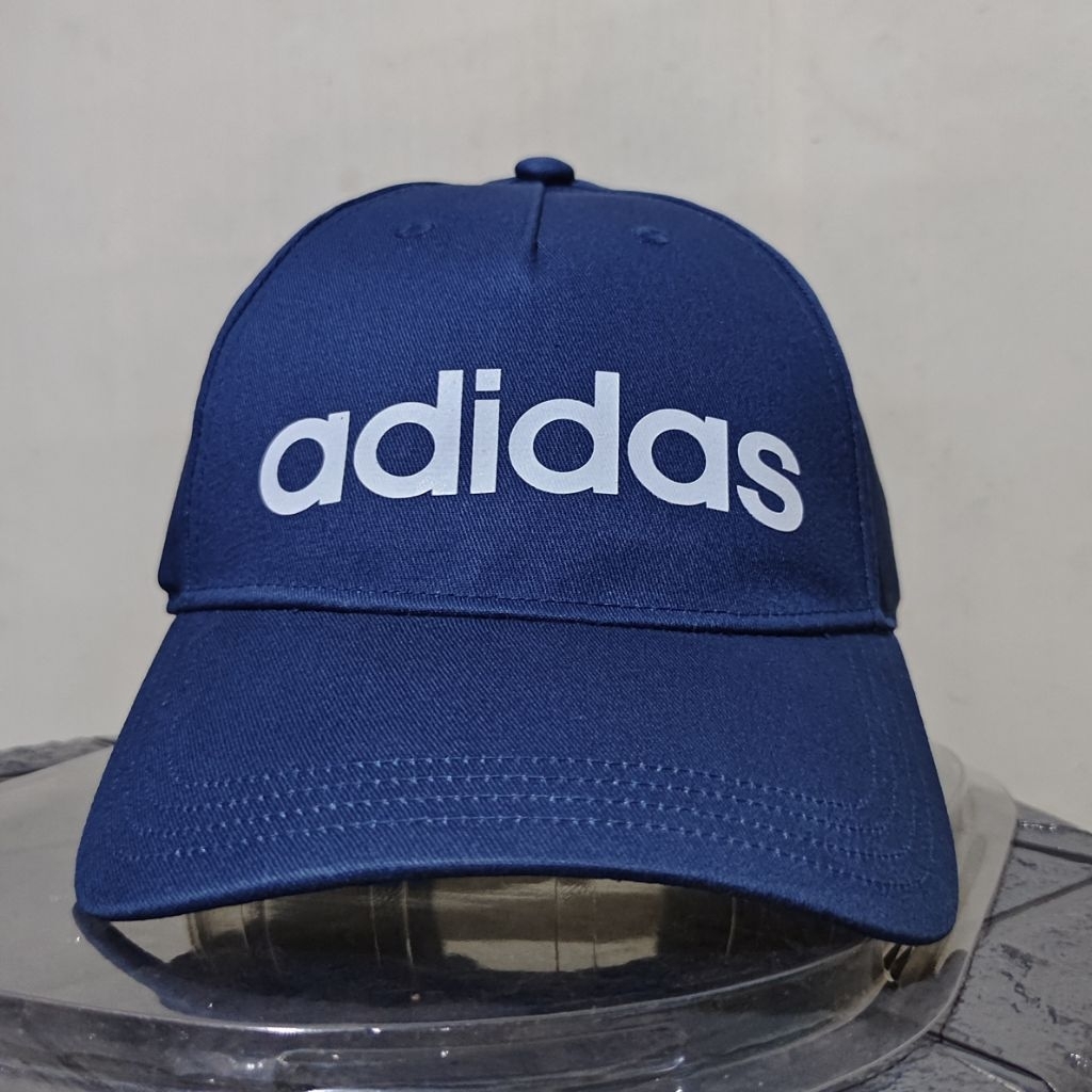 Topi Adidas Daily Cap