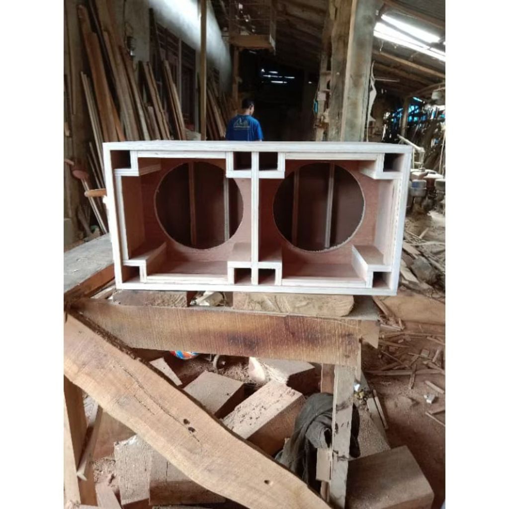 Box Speaker 8 inch Plannar Dobel Triplek 12 mm semi Meranti sudah amplas halus