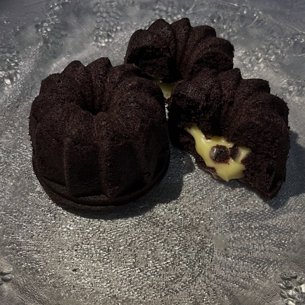 

Bolu Ketan Hitam Kukus Cheese 7cm