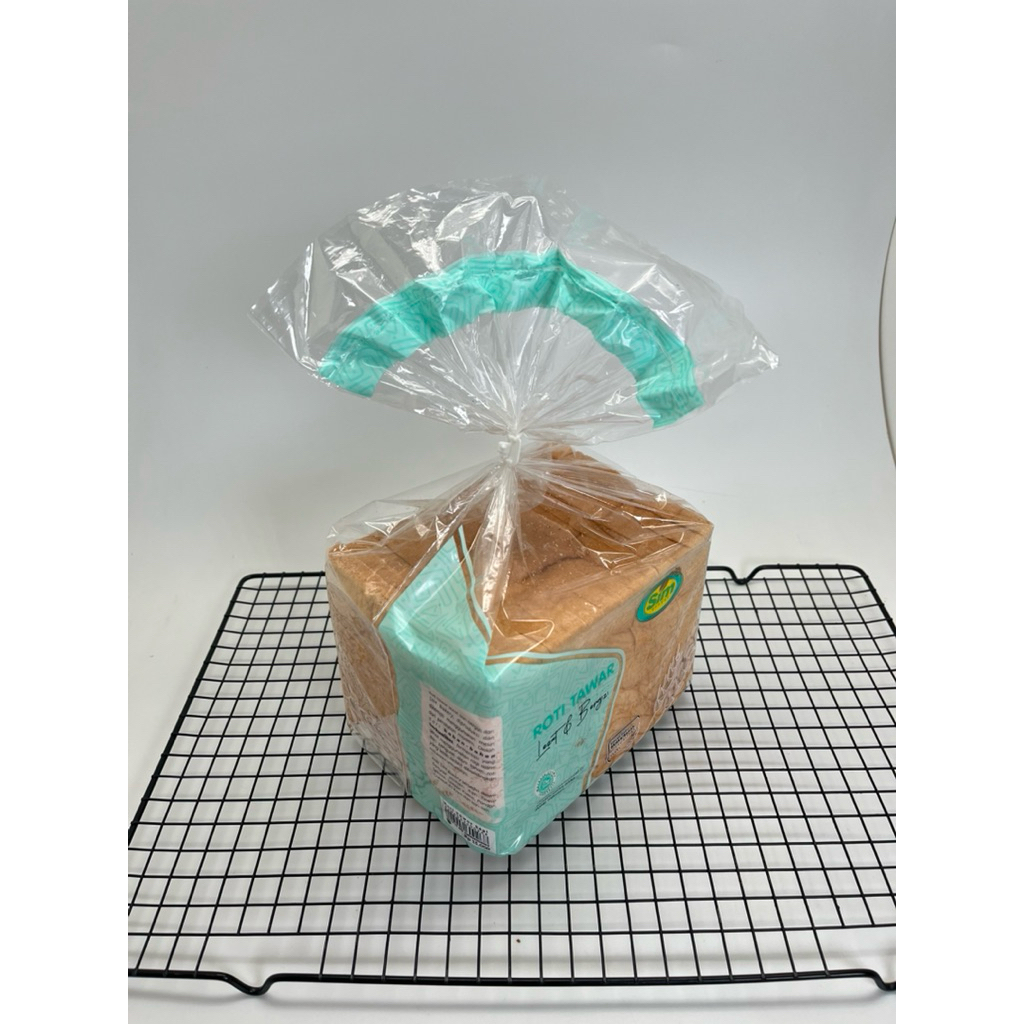 

Roti Tawar Segi SIM Bakery