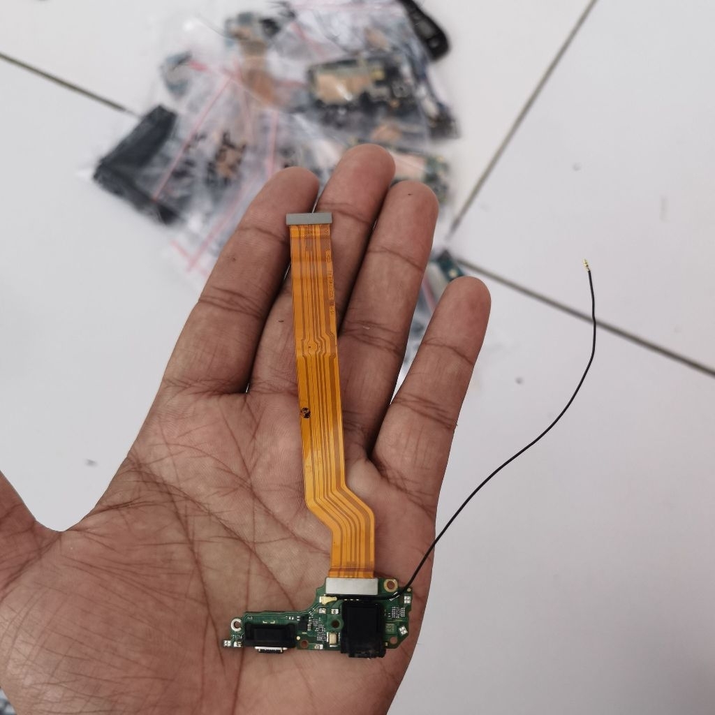 PAPAN CAS KONEKTOR CAS VIVO Y35 ORI COPOTAN