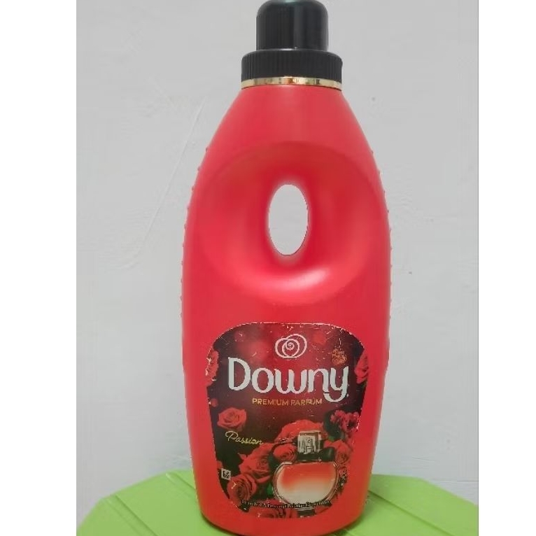 Downy Botol Red Passion 900ml