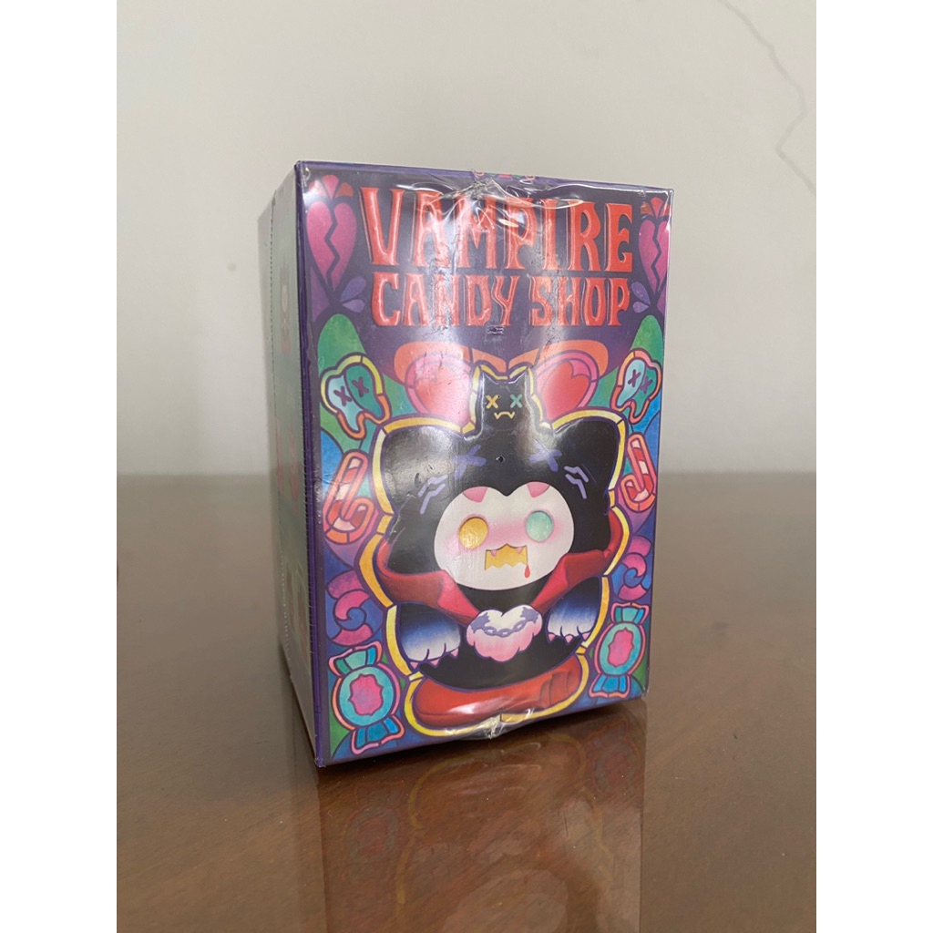 Shinwoo Vampire Finding Unicorn Figurine Blind Box