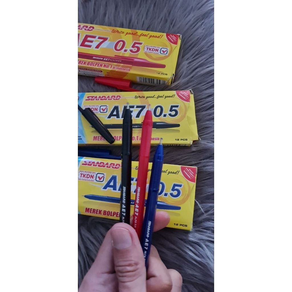 

Ballpoint pulpen standart AE7 JUAL ECERAN DAN SATU LUSIN