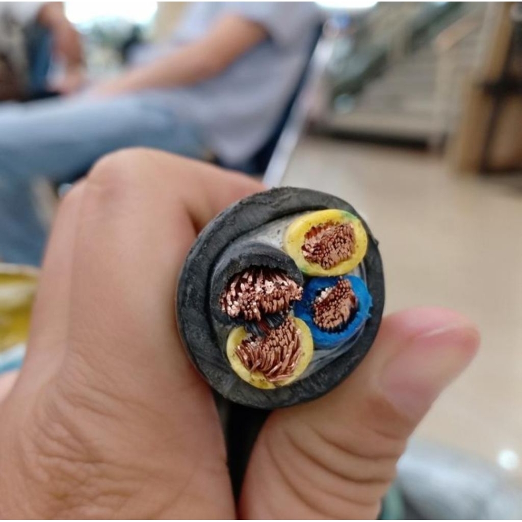 Kabel Serabut Supreme NYYHY 4 x 25 mm / Kabel NYYHY 4x25mm Supreme Potongan/Per Meter