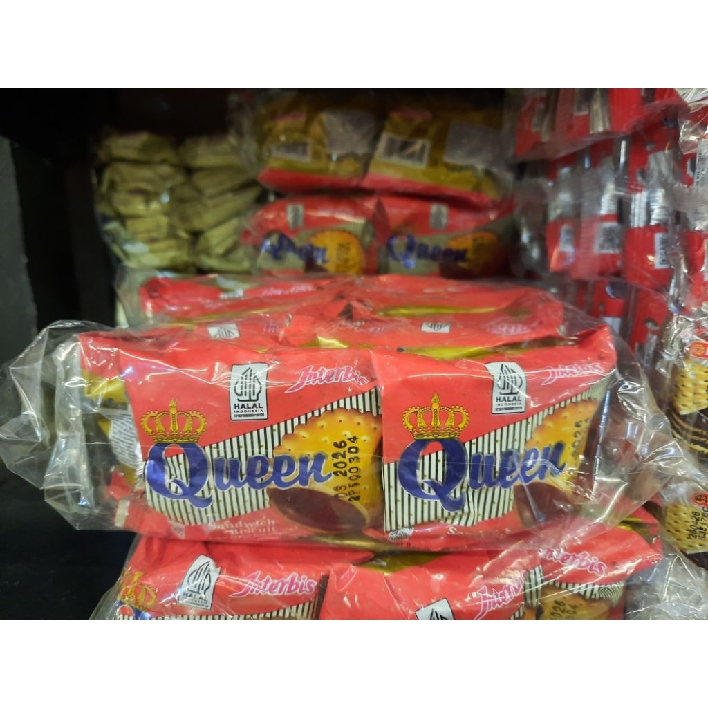 

INTERBIS QUEEN COKELAT BISKUIT 10x24g