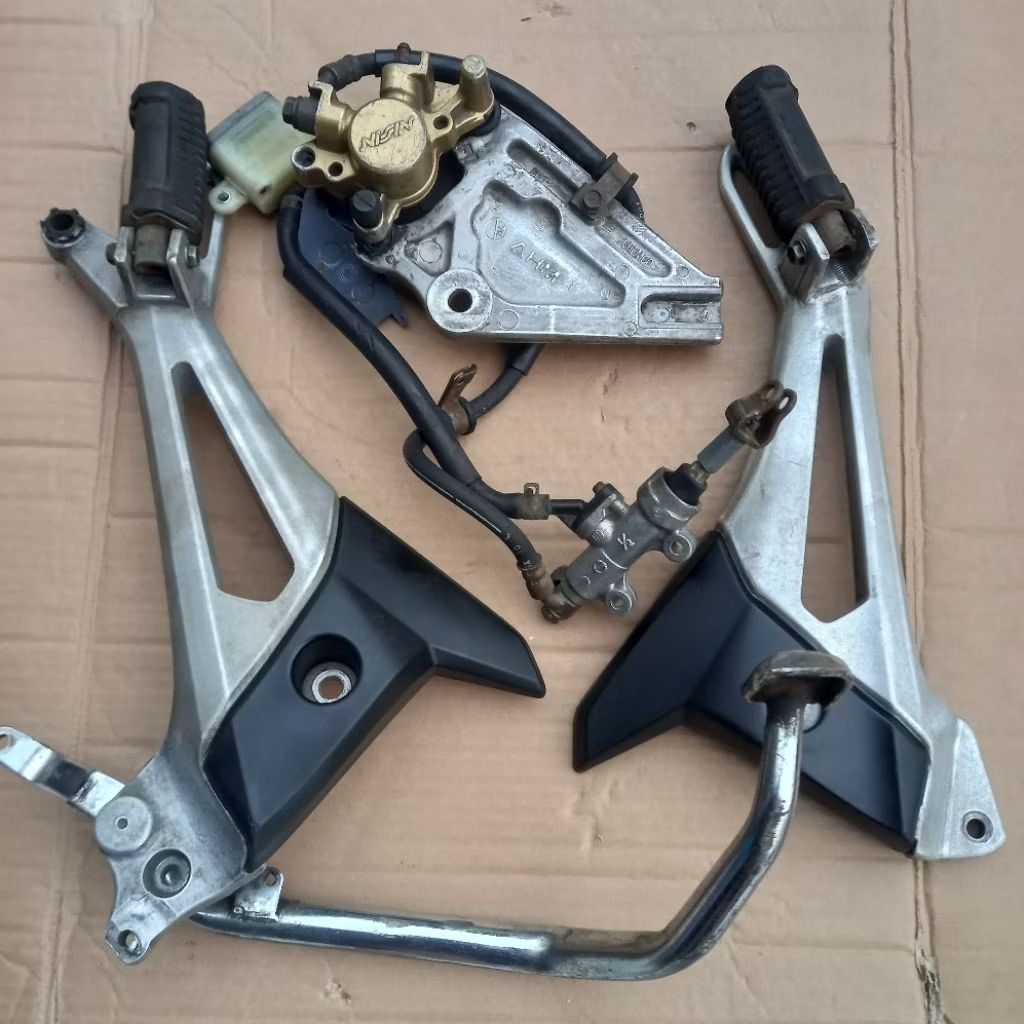 footstep postep belakang + cakram Supra x 125 Tr dd Original