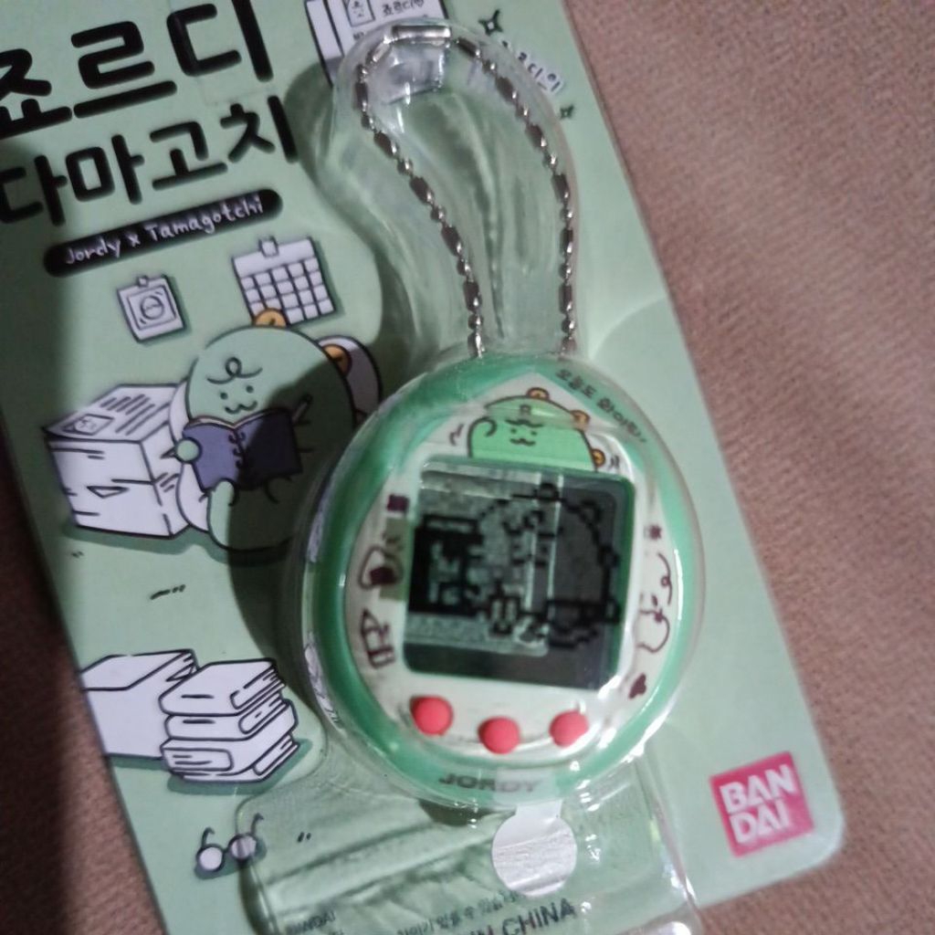 Tamagotchi Nano Bt21 BTS, Jordy, Shinchan Vpet Mainan Viral Anak