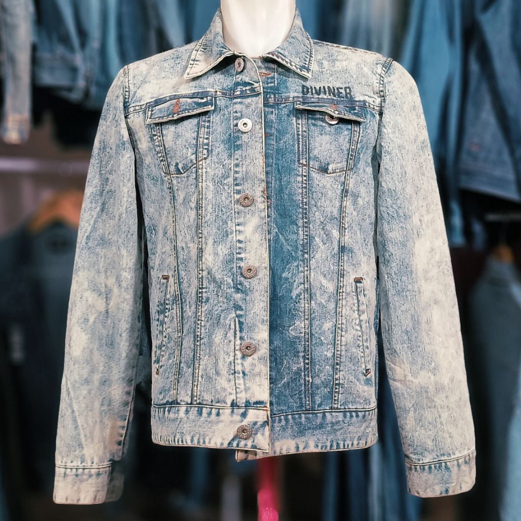 jaket  DIVINER