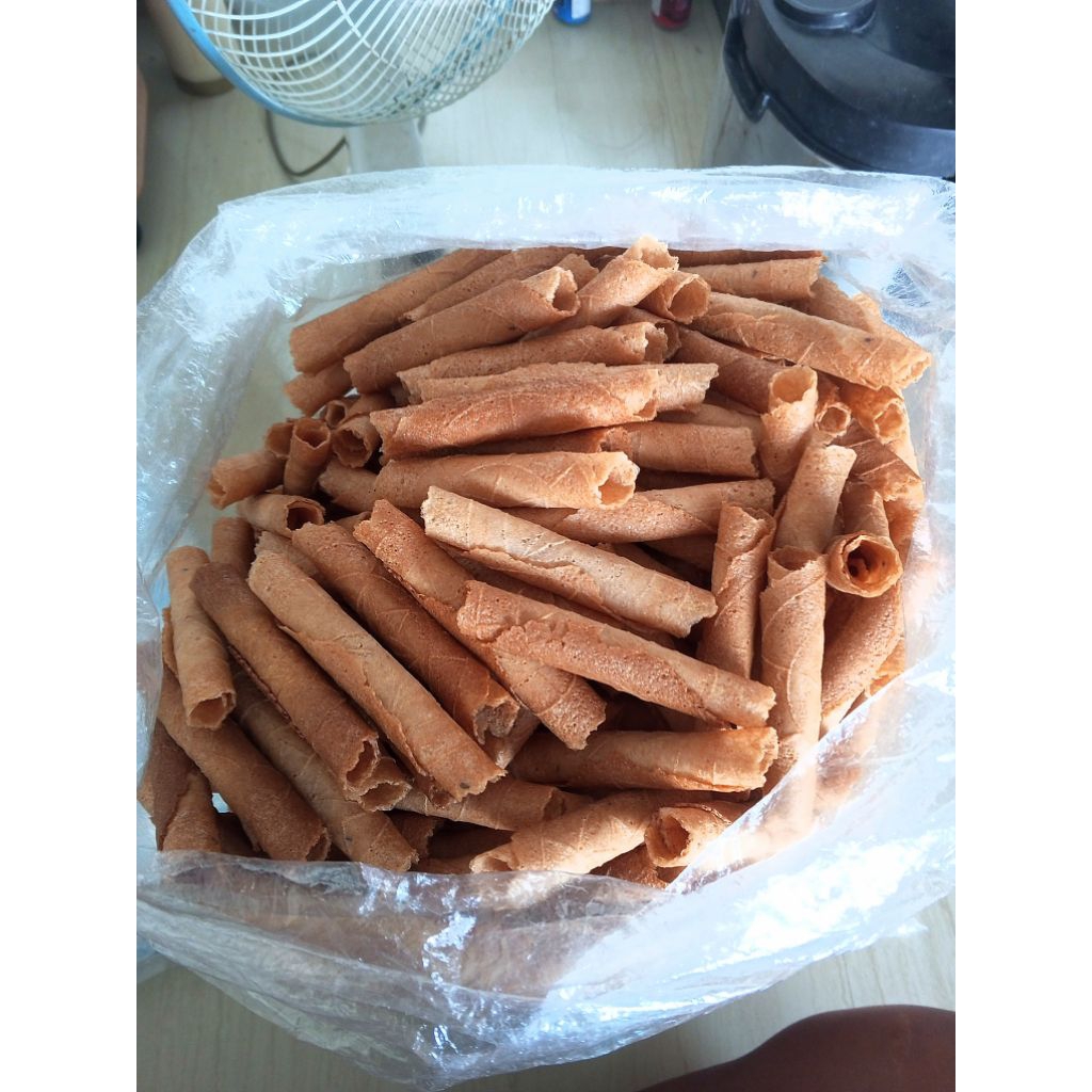 

SEMPRONG/EGGROLL 250gr Rasa wijen Gula aren