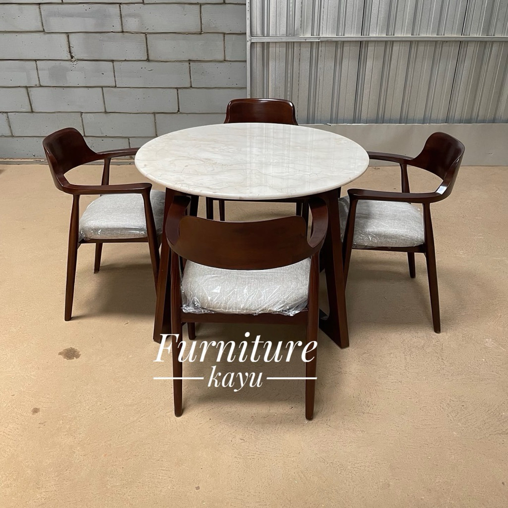 Set meja makan bulat kayu jati, meja makan top marmer cream,meja makan bulat 4 kursi kayu jati