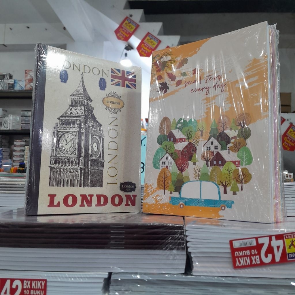 

BUKU TULIS BOXY KIKY 42 LEMBAR 10 BUKU