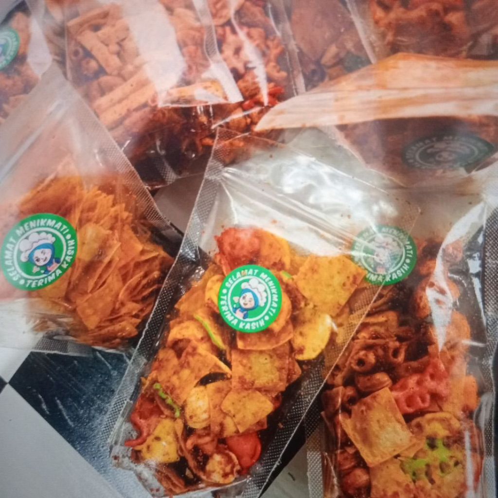 

Seblak Kering / Seringbikinpanik23