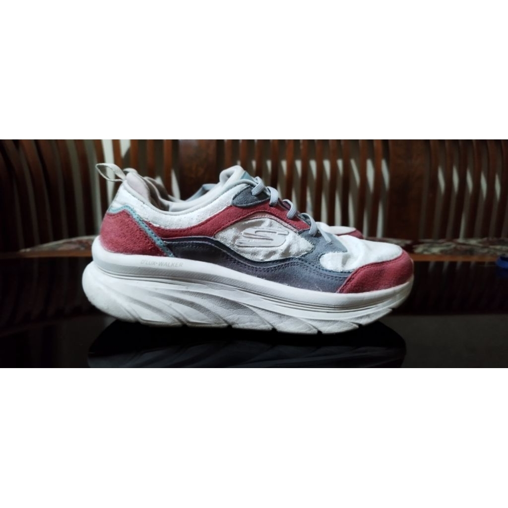 skechers preloved no.38-39 (25,5cm)