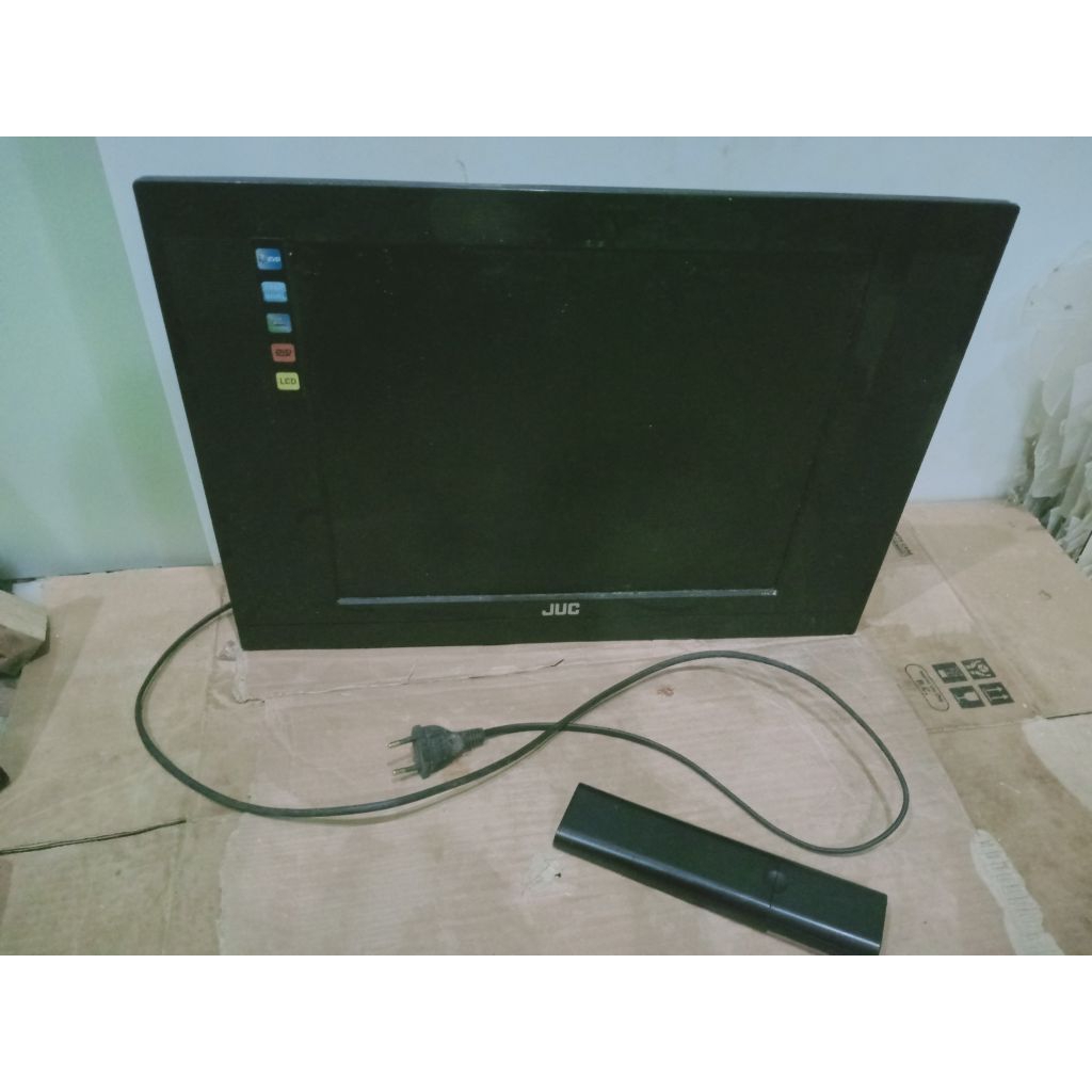 Tv LED LCD 17 inch Cina JUC Analog Second