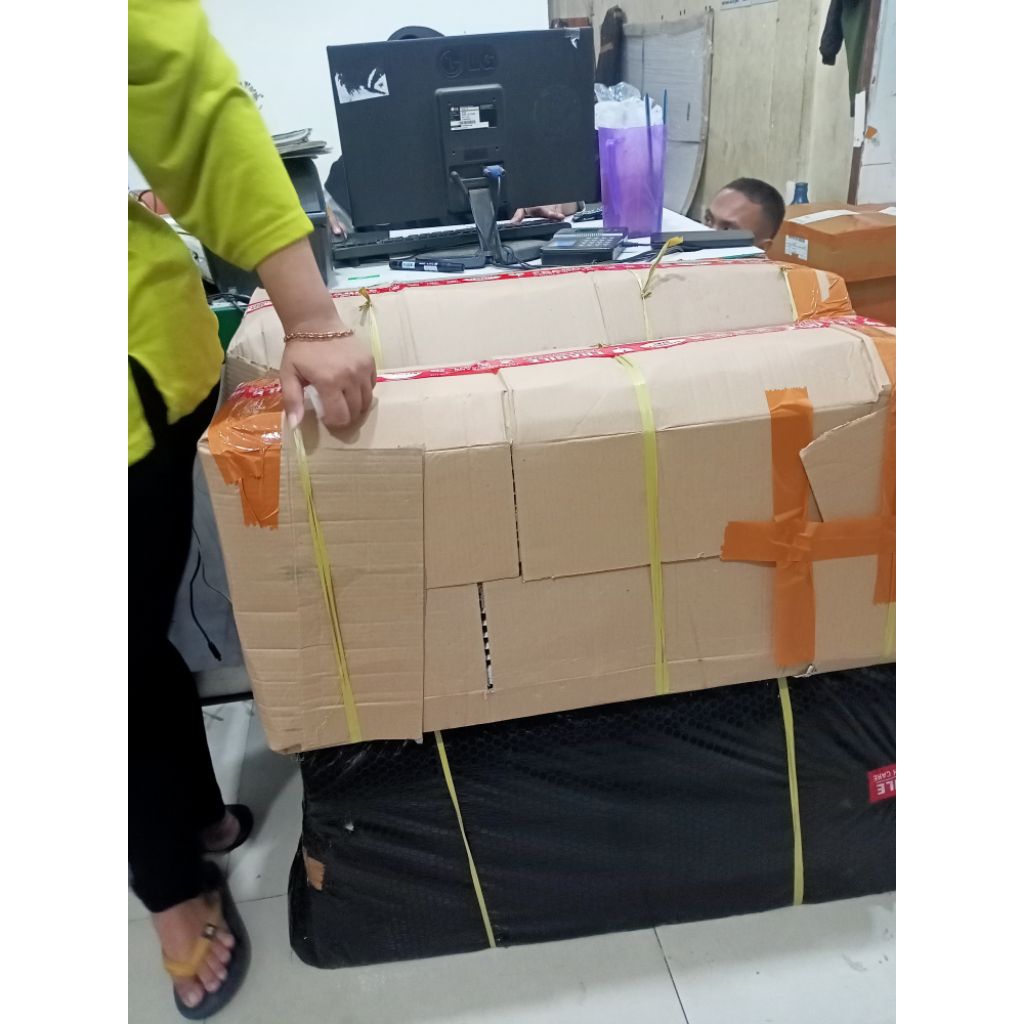 

buble wrap extra + kardus