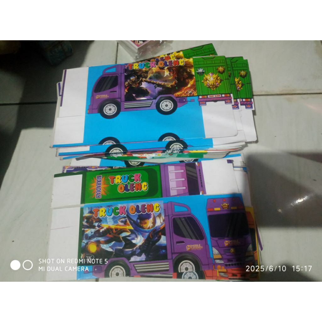 

kotak untuk kado²an isi 100 pcs