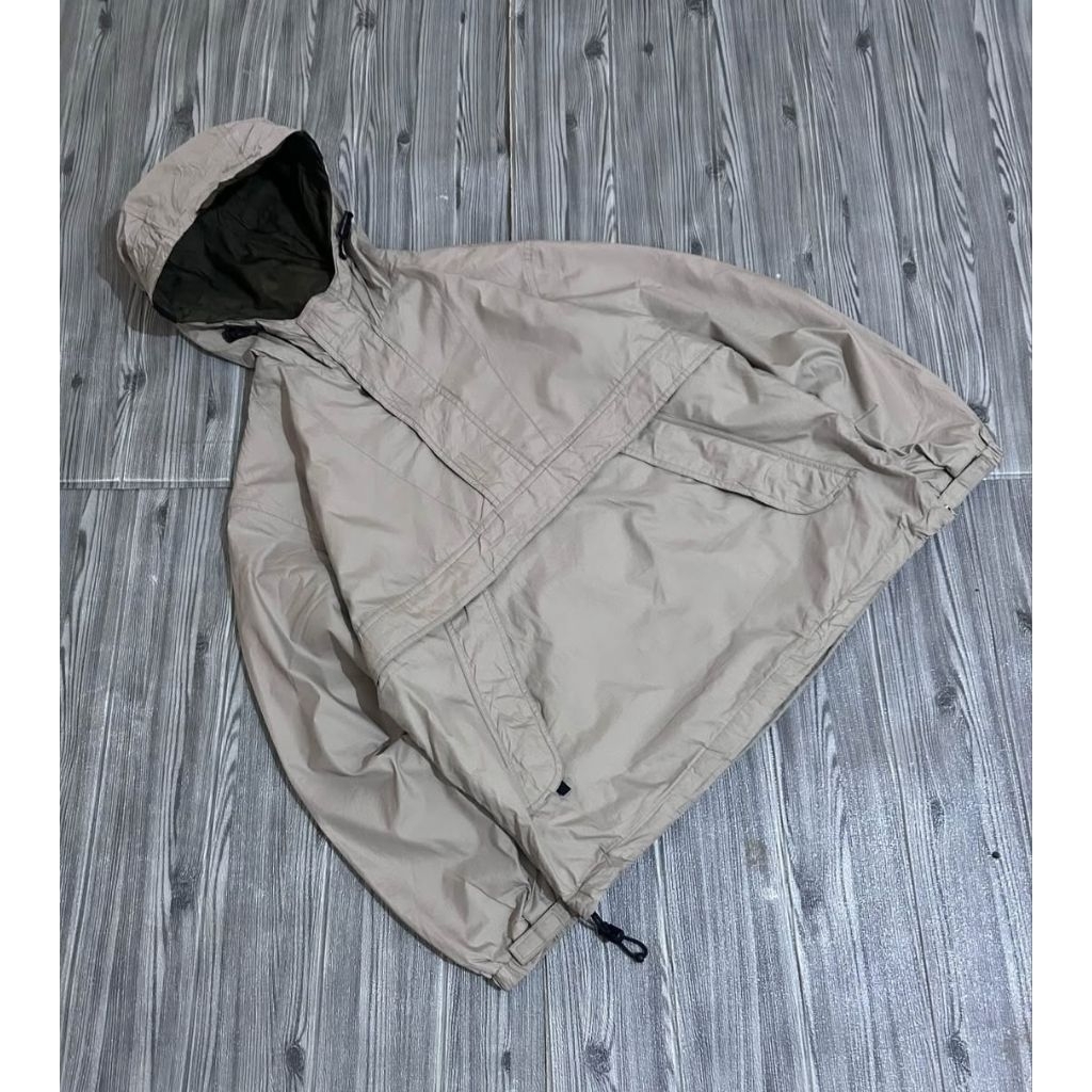 jaket anorak uniqlo