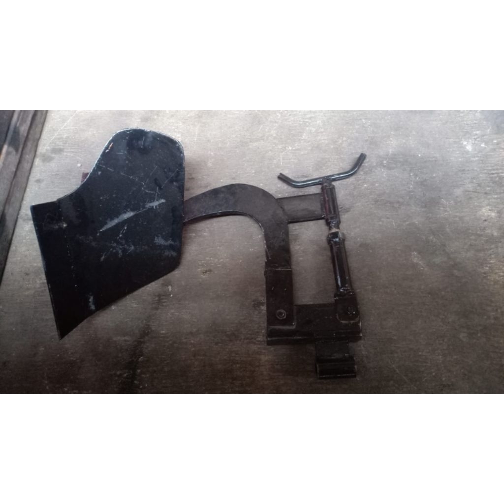 Singkal cultivator/ mini tiller