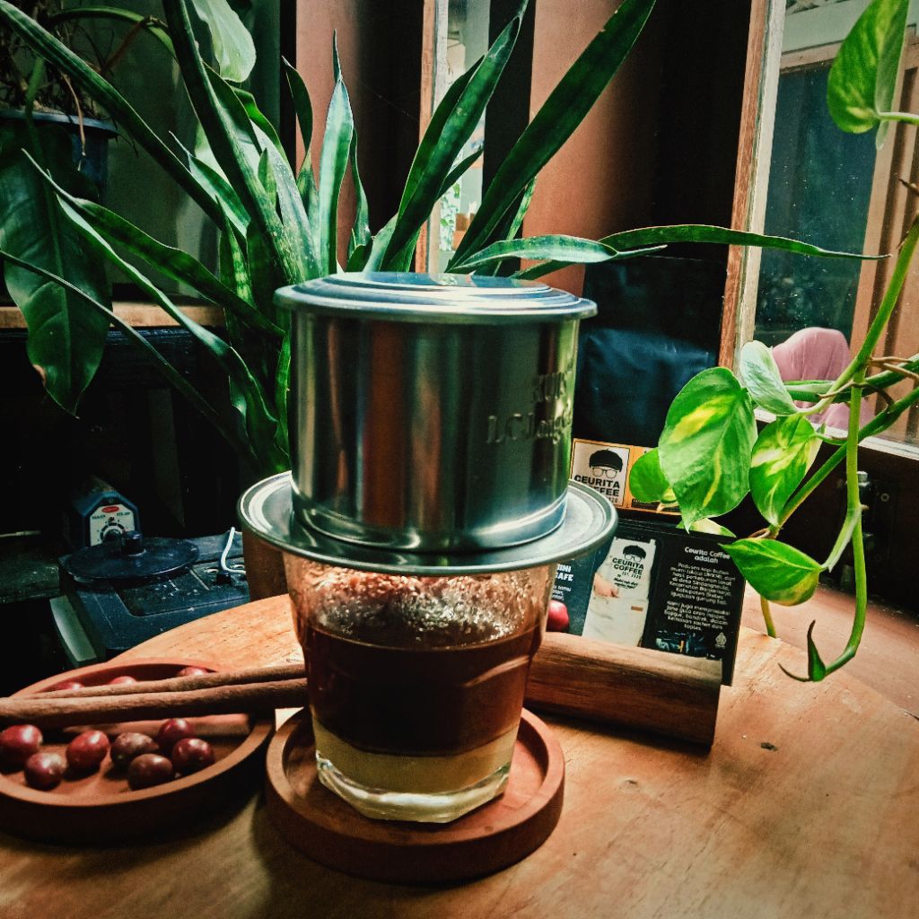 

kopi Brebes #ceurita coffee #vietnam drip