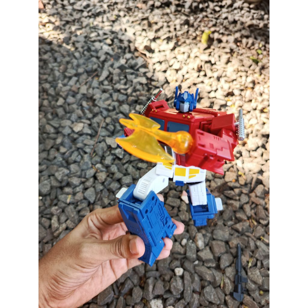 AS TOYS KO SS86 OPTIMUS PRIME