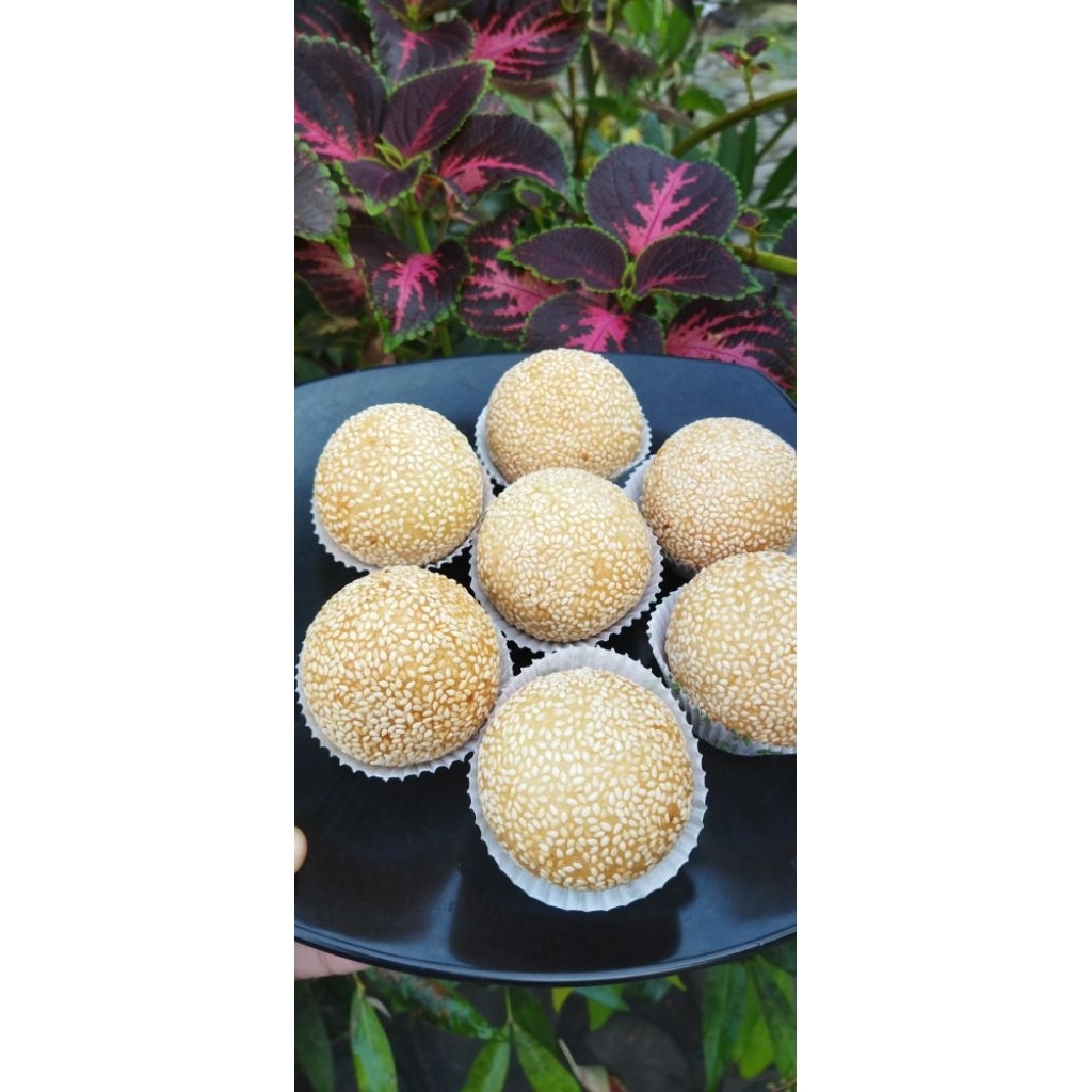 

onde-onde isi kacang hijau by arzacake