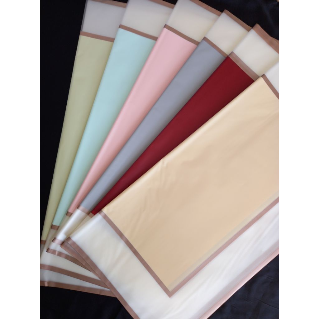 

plastik buket/plastik wrapping polos ( satuan/lembaran)