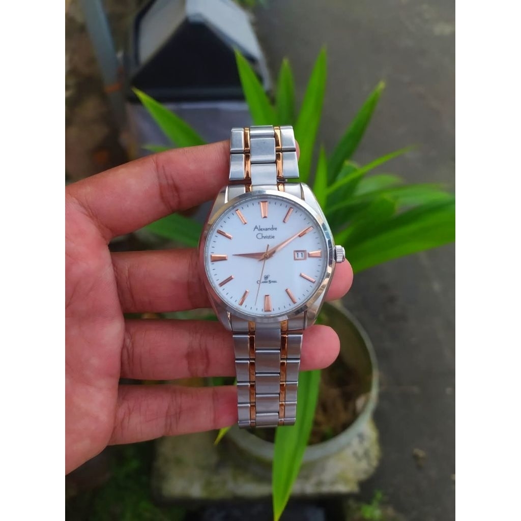 Jam AC Pria & Expedition Bekas No Minus