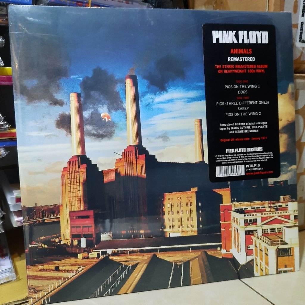 LP / VINYL / PIRINGAN HITAM PINK FLOYD ANIMALS