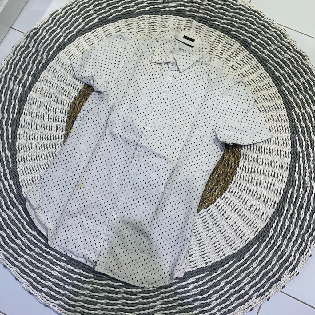 Kemeja Guess Polkadot Second