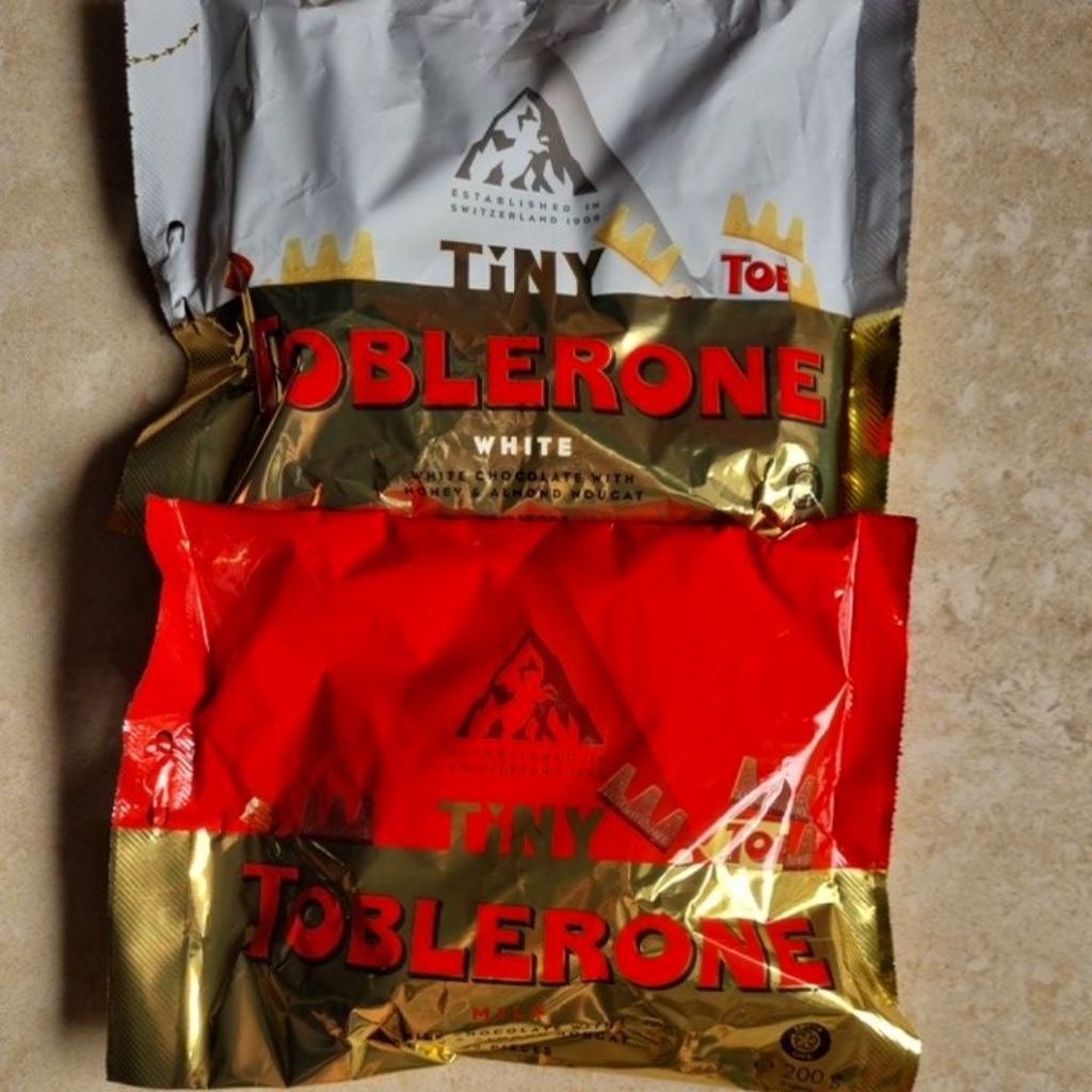 

Toblerone Tiny Mini 200gr Original Dark Chocolate Gold Silver
