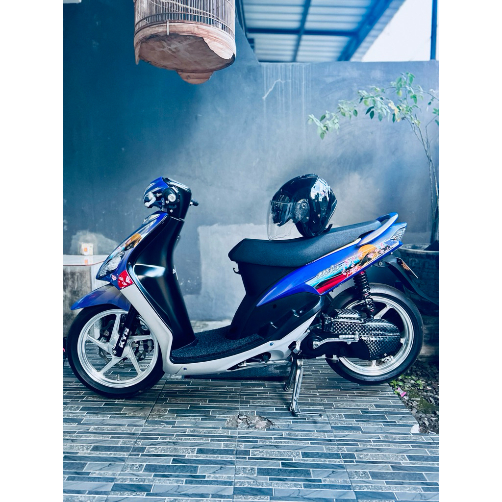 VND AK55 Mio Chrome Second