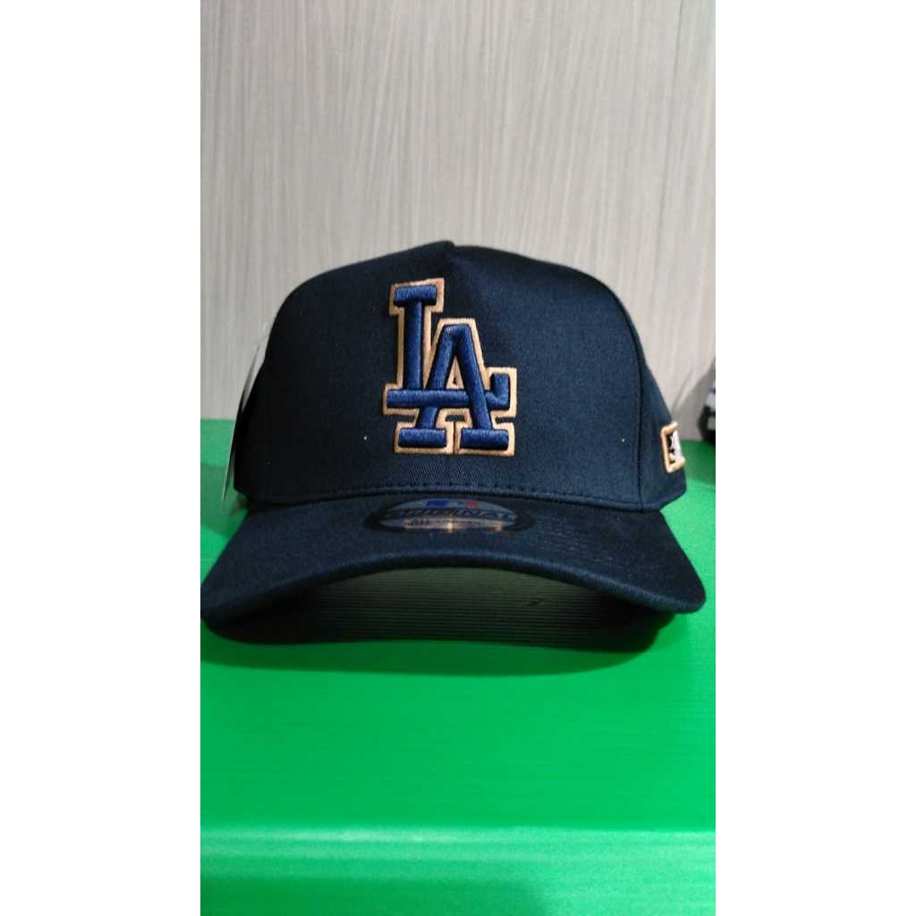 TOPI BASBALL LOGO LA BORDIR