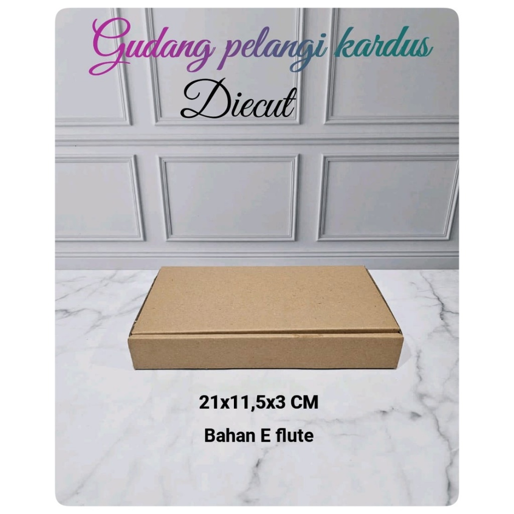 

kardus karton box uk. 21x11,5x3 cm...model die cut/pizza earlock